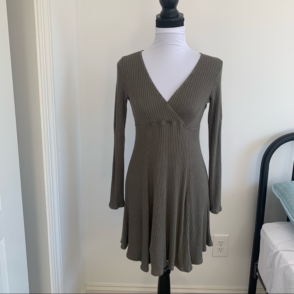 American Eagle Soft and Sexy knit dress. Size M